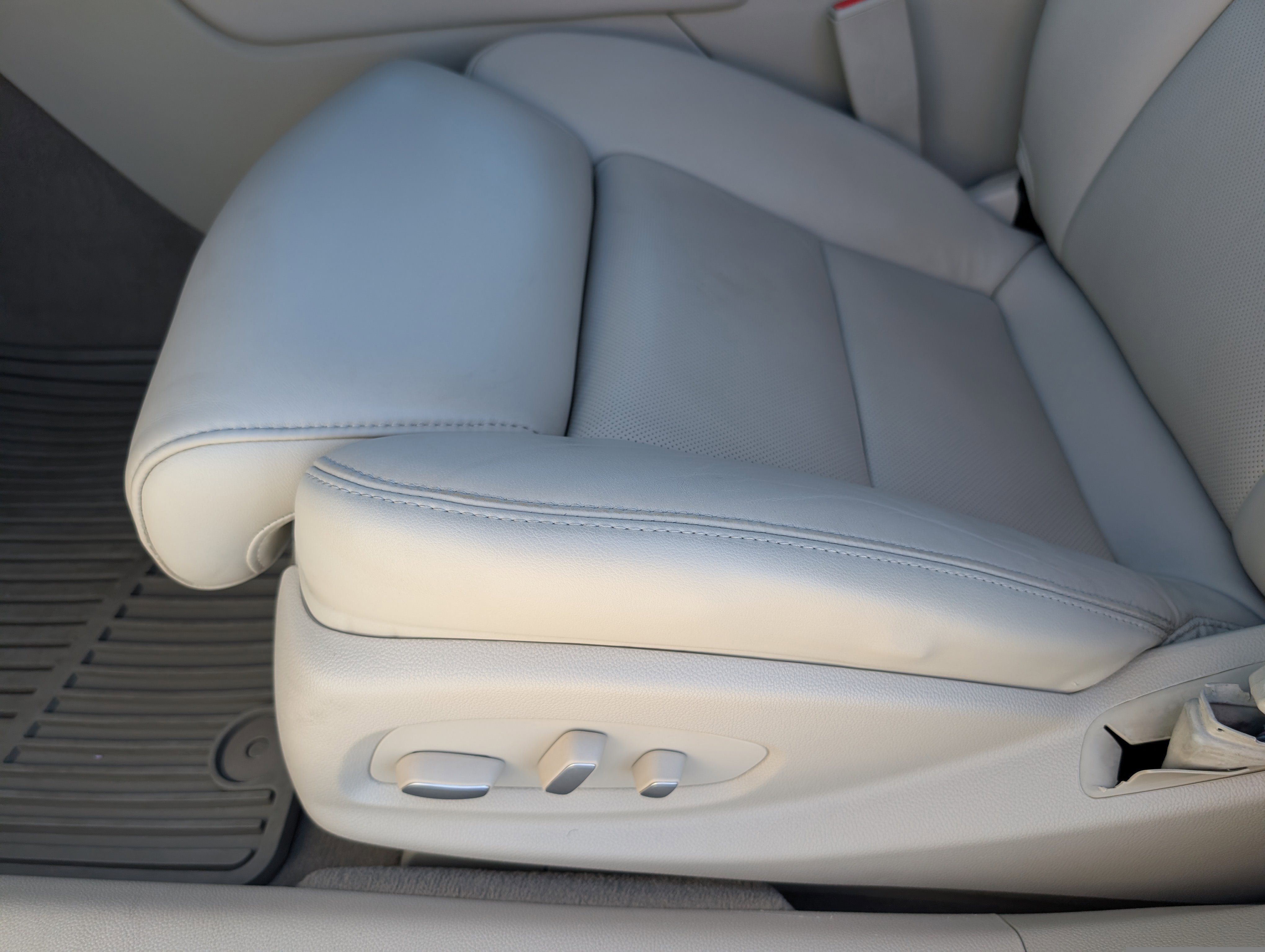 Used 2016 Cadillac XTS Premium image 10