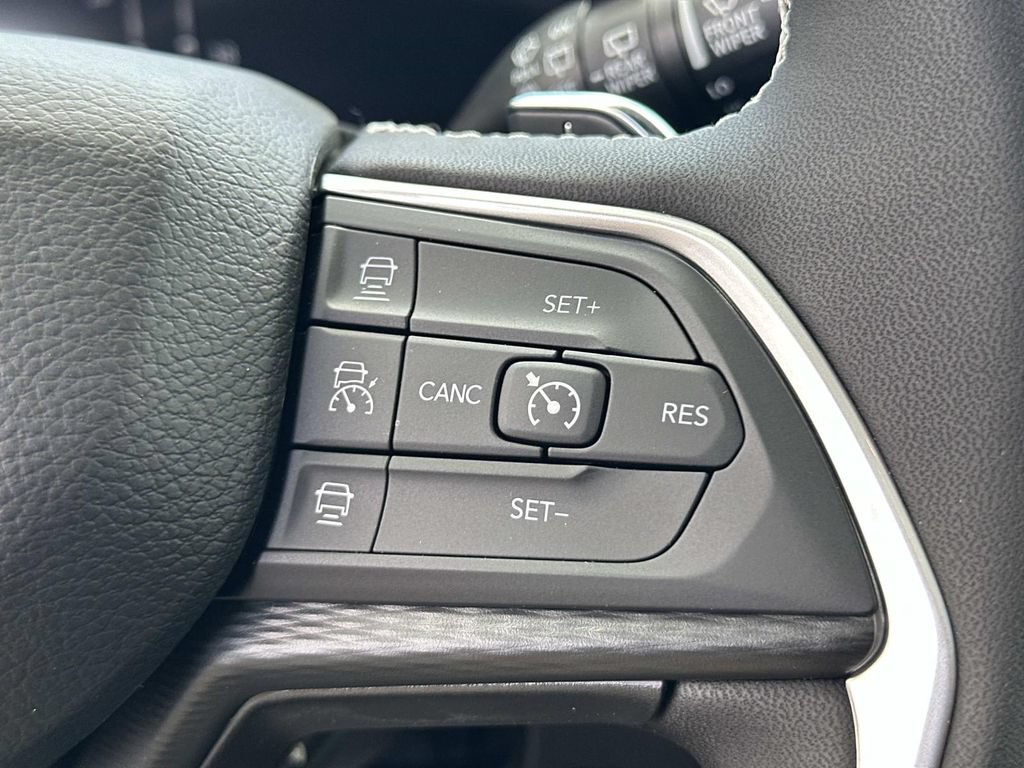 New 2026 Jeep Grand Cherokee L 4WD image 29