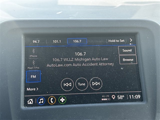 Used 2023 Chevrolet Equinox LT image 29