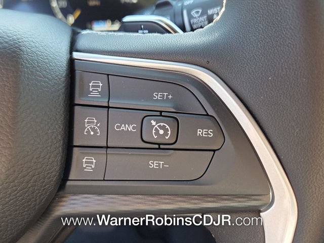 New 2026 Jeep Grand Cherokee Laredo RWD image 25
