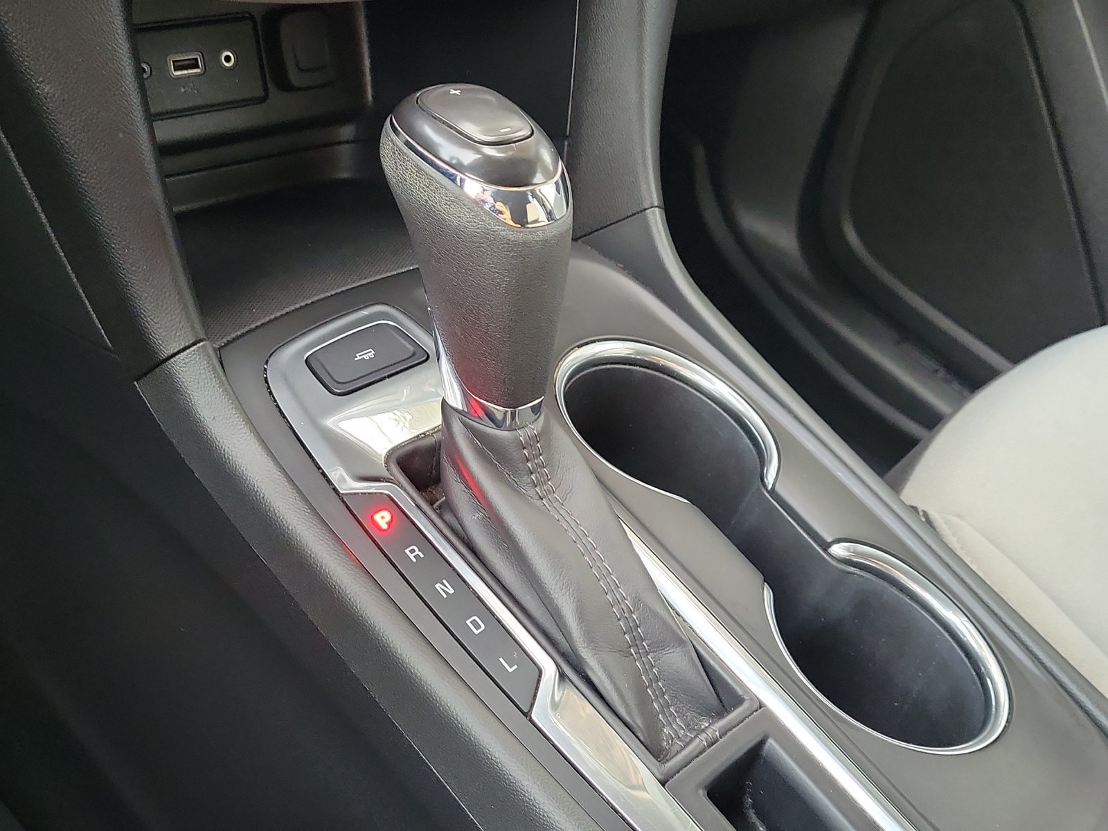 Used 2020 Chevrolet Equinox LT FWD image 30