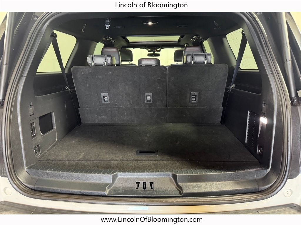 Used 2023 Ford Expedition Max Limited AWD/4WD image 16