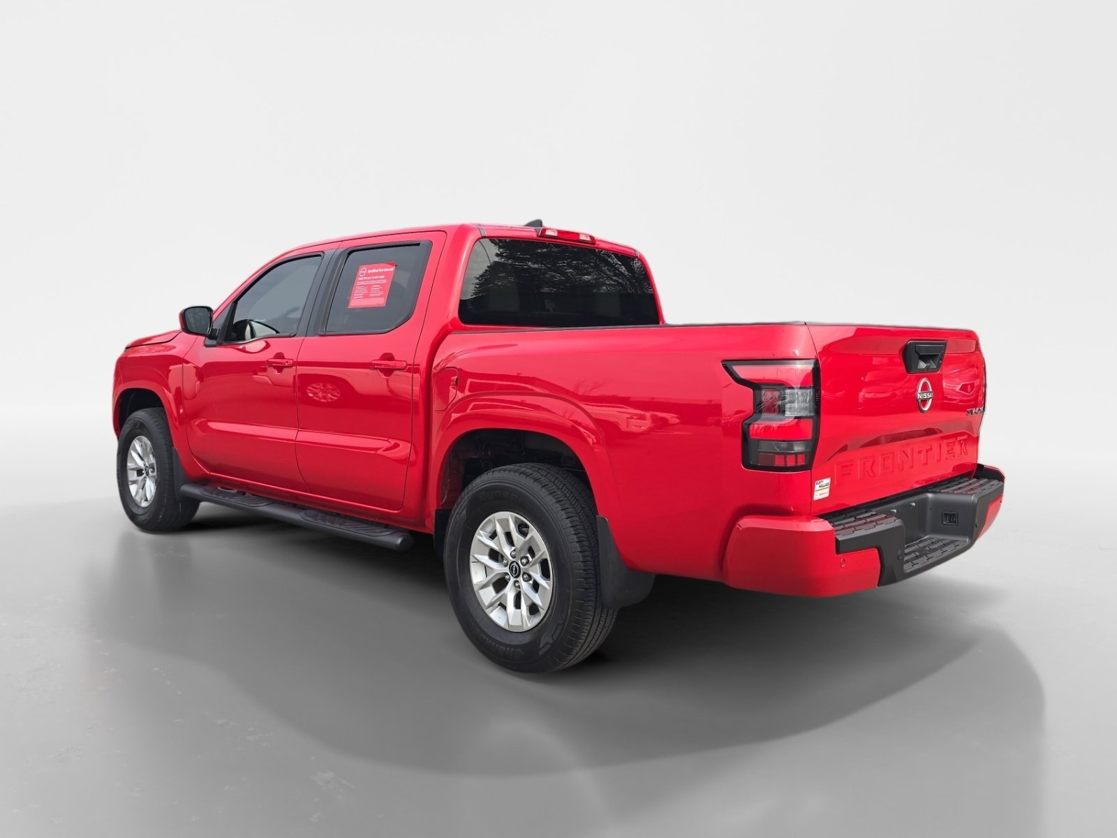 Certified 2024 Nissan Frontier SV w/ Technology Package image 3