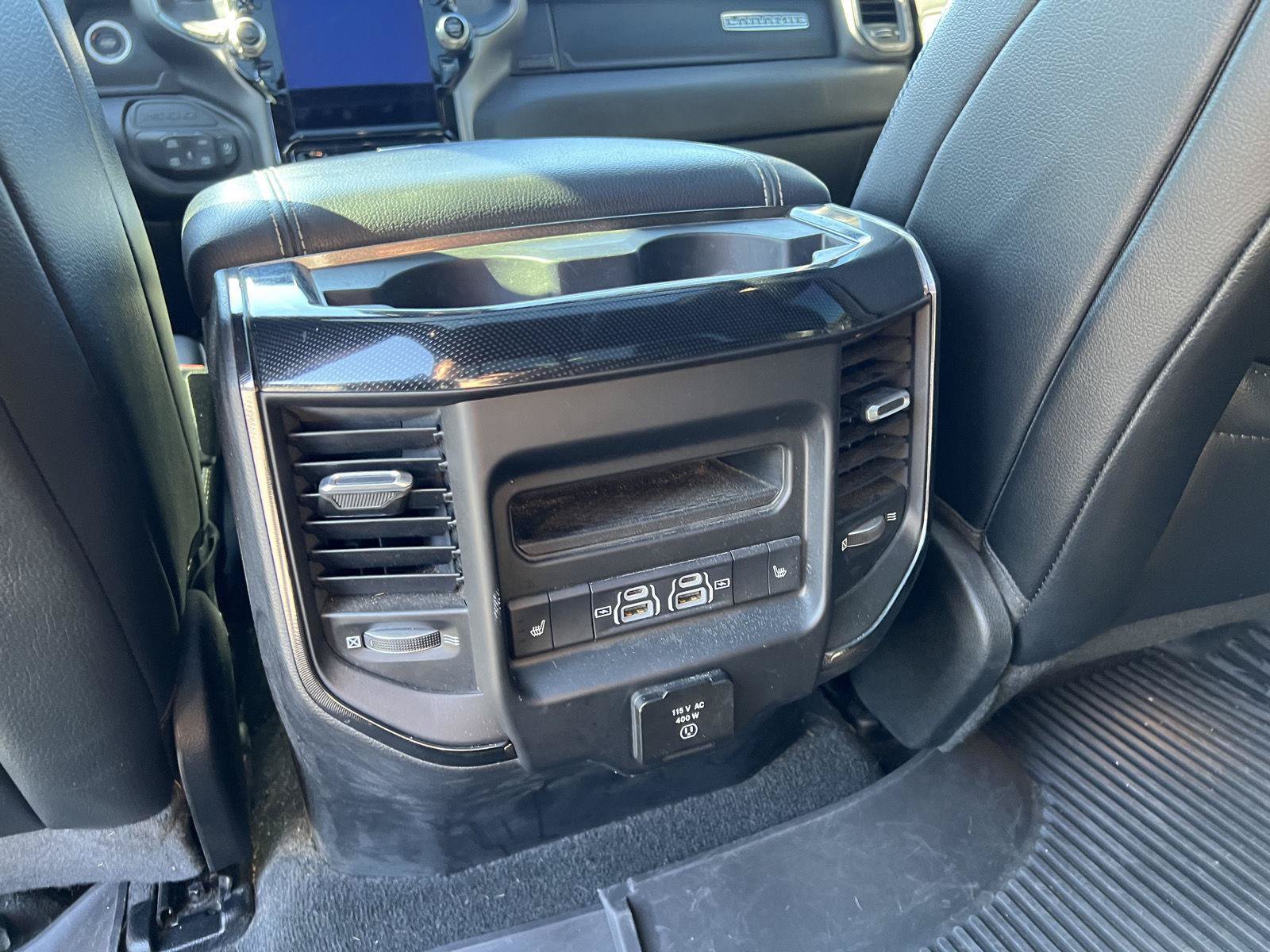 Used 2022 RAM 1500 Laramie AWD/4WD image 15