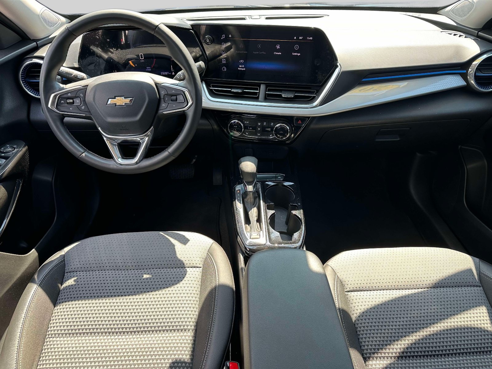 Certified 2024 Chevrolet Trax LT w/ Driver Confidence Package FWD image 12