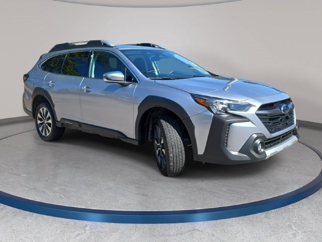 Used 2024 Subaru Outback Touring XT AWD/4WD image 3