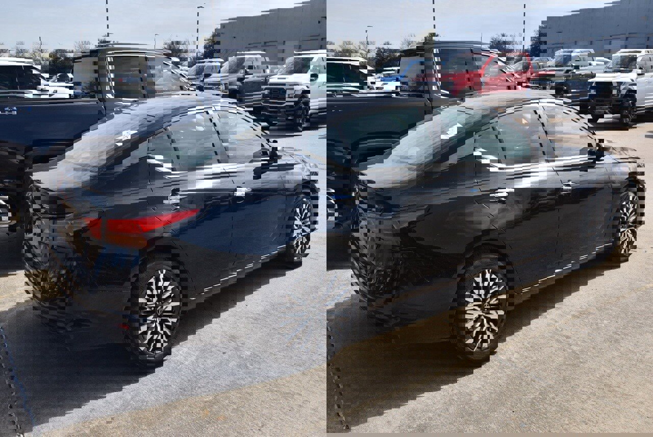 Used 2025 Nissan Altima 2.5 SV image 5