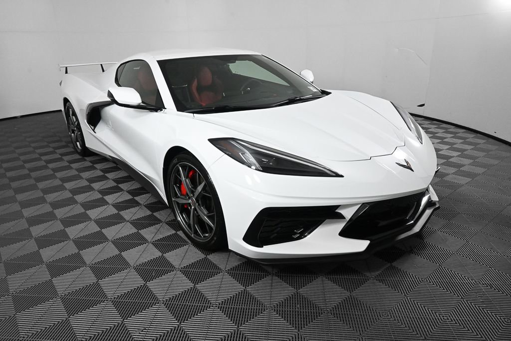 Used 2022 Chevrolet Corvette Stingray Premium Cpe w/ Z51 Performance Package image 19