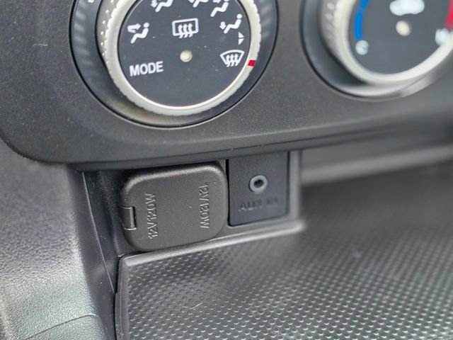 Used 2015 MAZDA MX-5 Miata Sport image 19