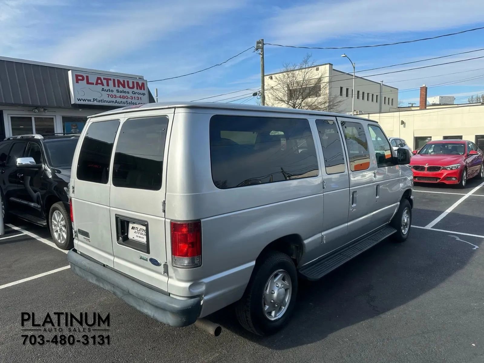 Used 2013 Ford E-350 and Econoline 350 XL w/ PWR Windows & Locks Group image 5