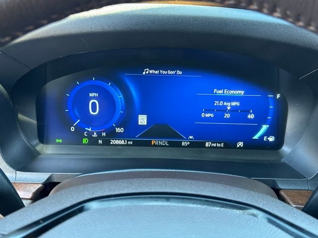 Used 2022 Ford Explorer King Ranch w/ Premium Technology Package image 9