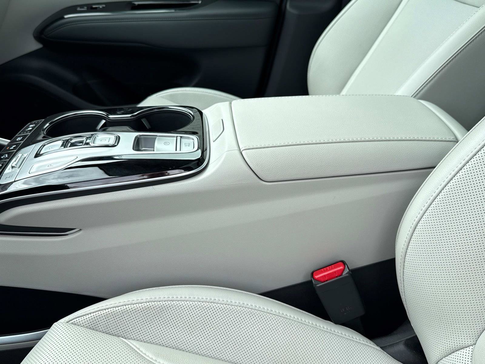 Used 2024 Hyundai Tucson Limited image 15