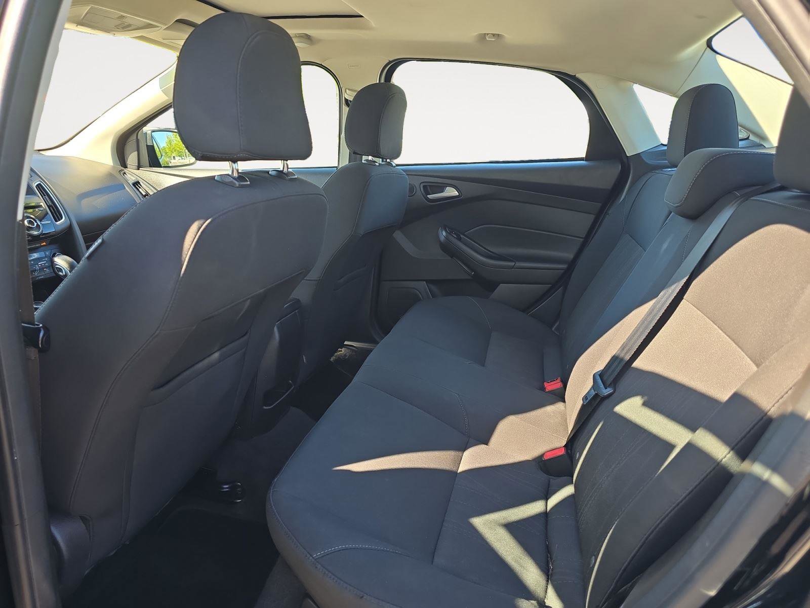 Used 2017 Ford Focus SEL FWD image 19