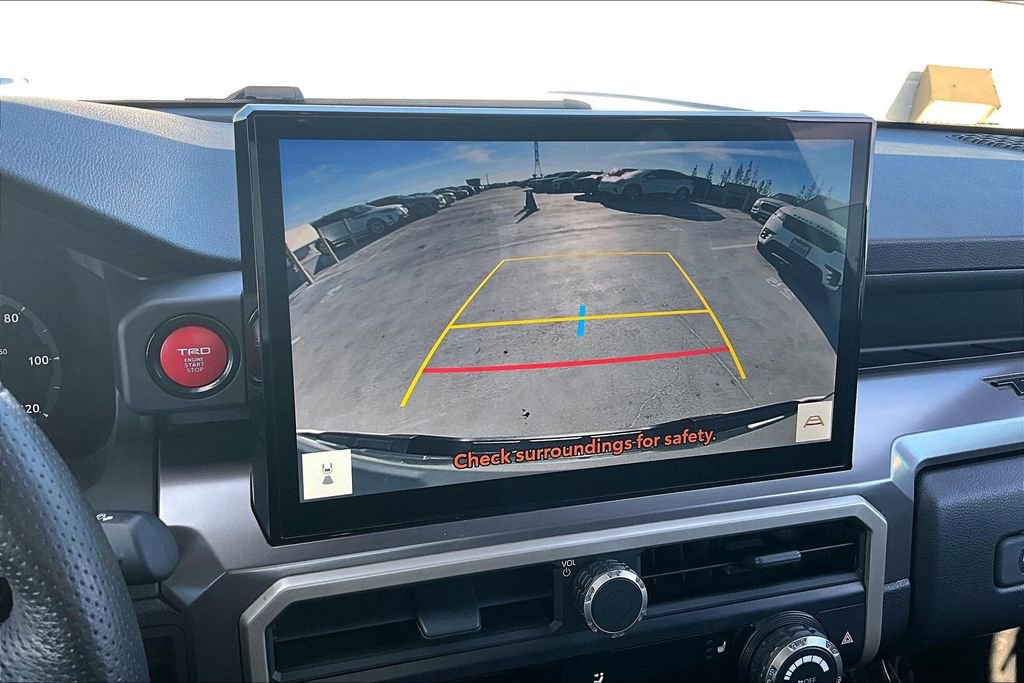 Used 2024 Toyota Tacoma TRD Off-Road image 15