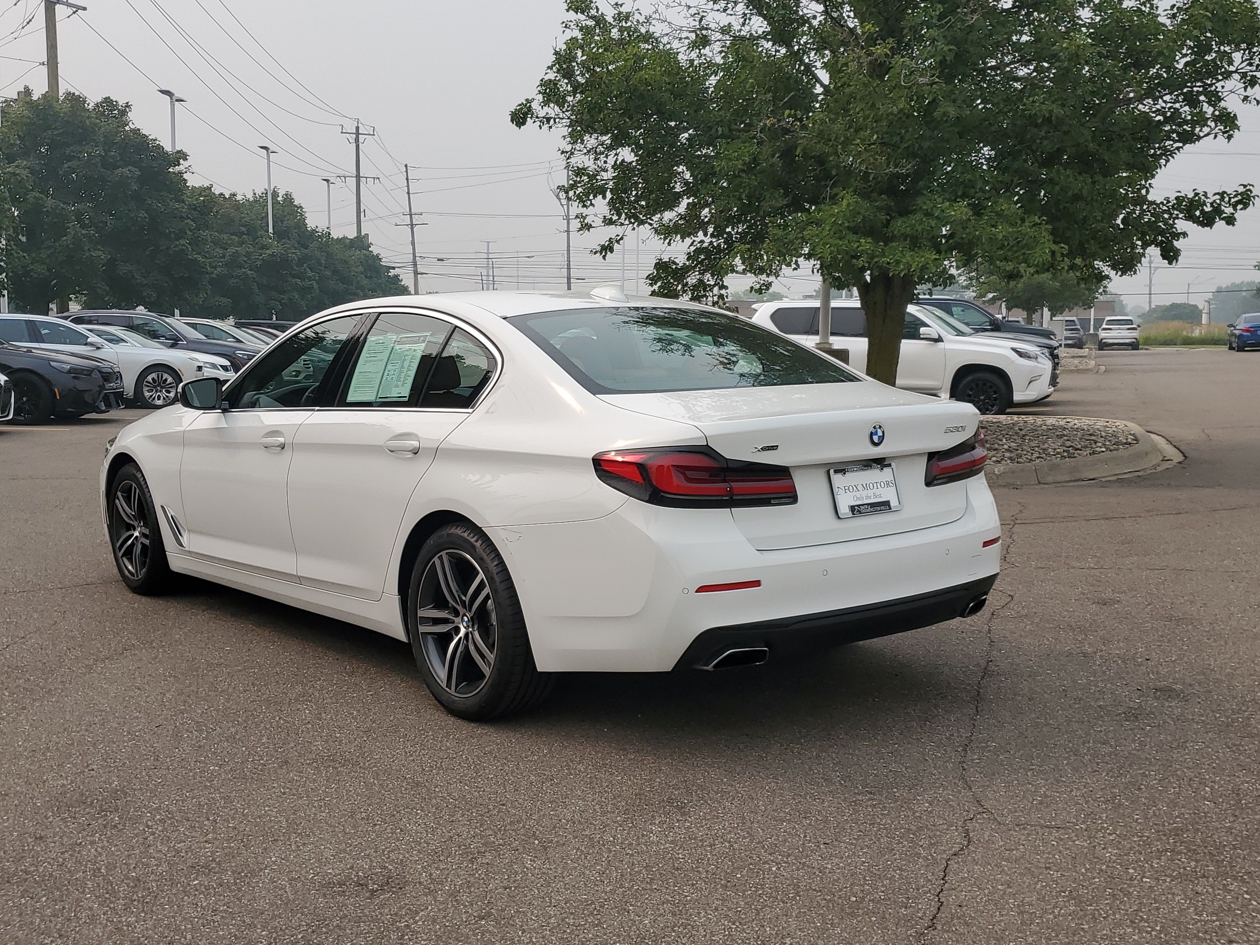 Used 2023 BMW 530i xDrive w/ Premium Package AWD/4WD image 3
