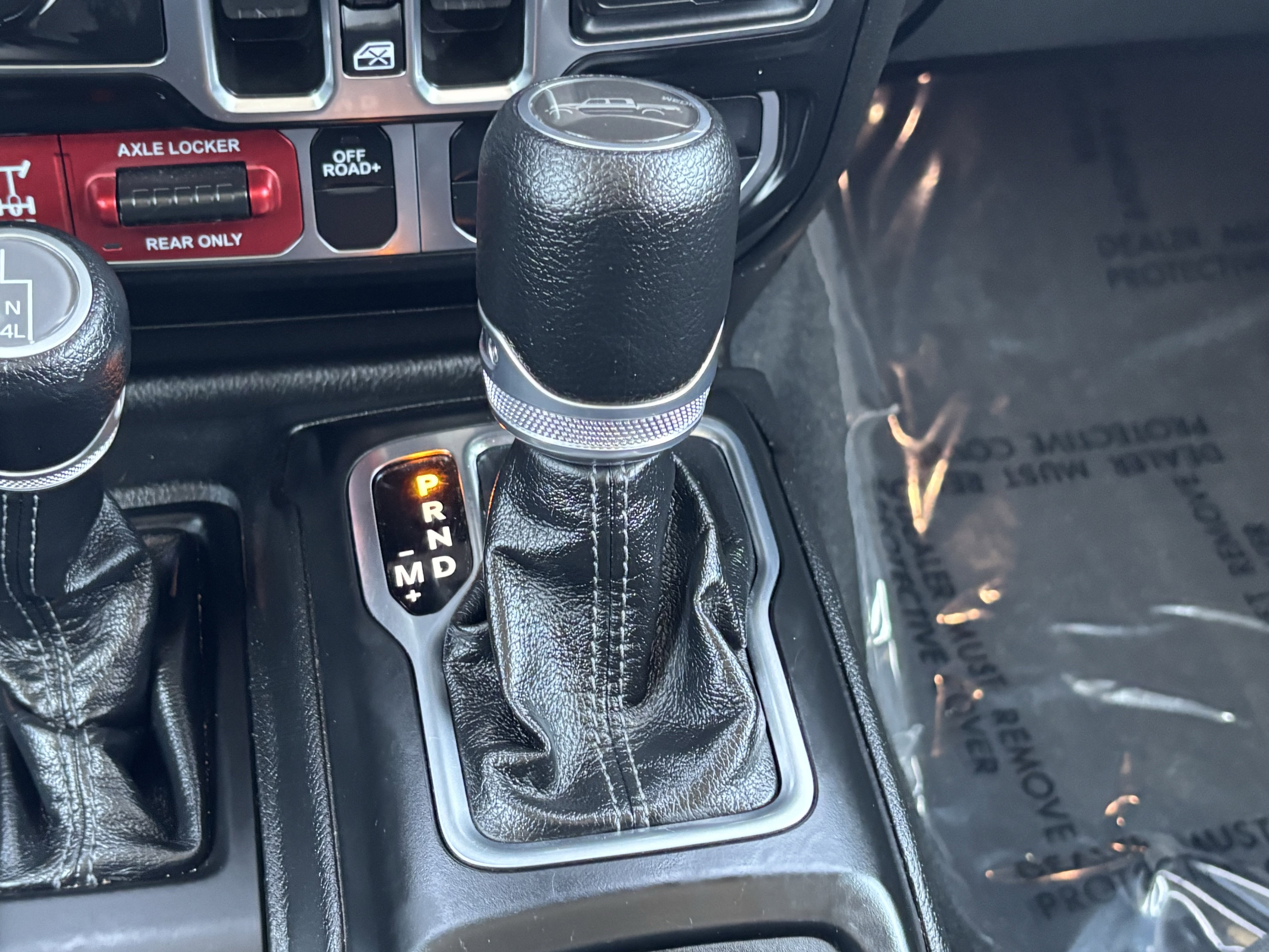 Used 2026 Jeep Gladiator Mojave AWD/4WD image 26