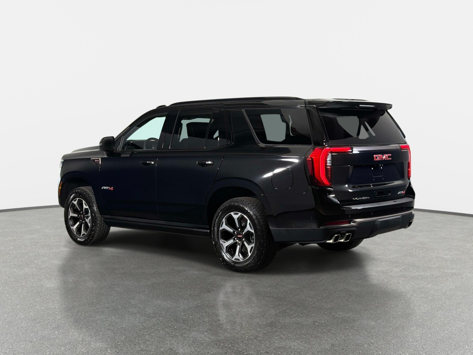 Used 2026 GMC Yukon AT4 Ultimate w/ LPO, Floor Liner Package AWD/4WD image 5