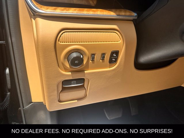 Used 2023 Jeep Grand Wagoneer Series III AWD/4WD image 17