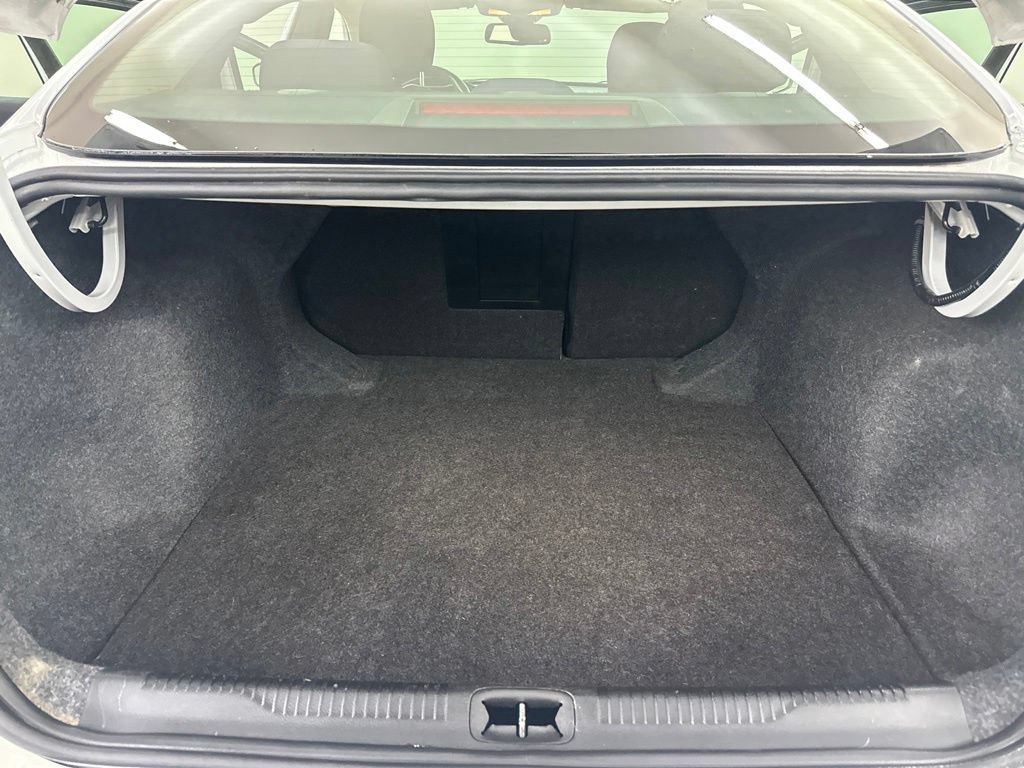 Used 2015 Chrysler 200 Limited w/ Convenience Group FWD image 27