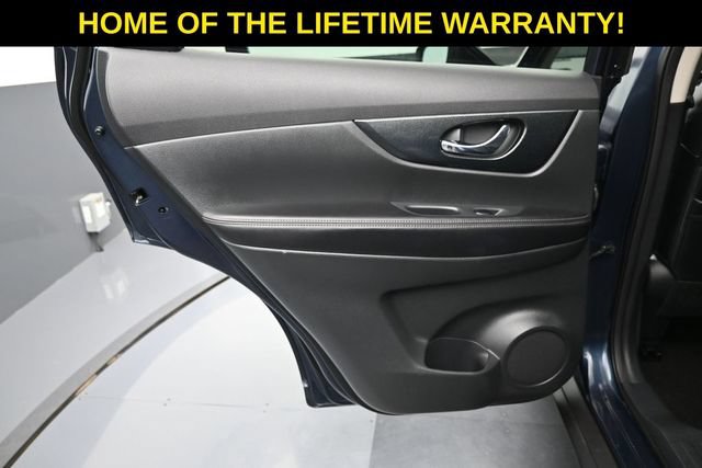 Used 2016 Nissan Rogue SL AWD/4WD image 37