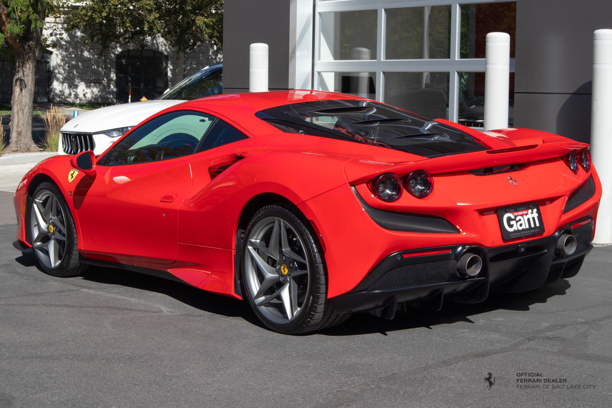Used 2020 Ferrari F8 Tributo RWD image 3