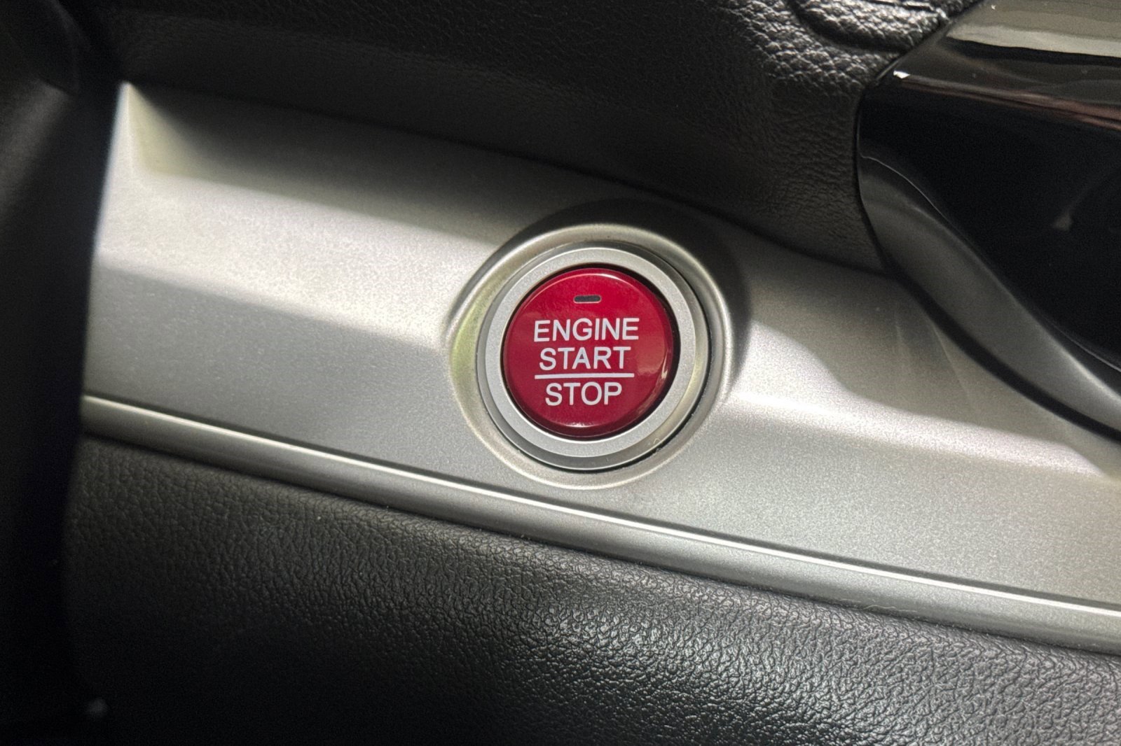 Used 2016 Honda CR-V EX image 34