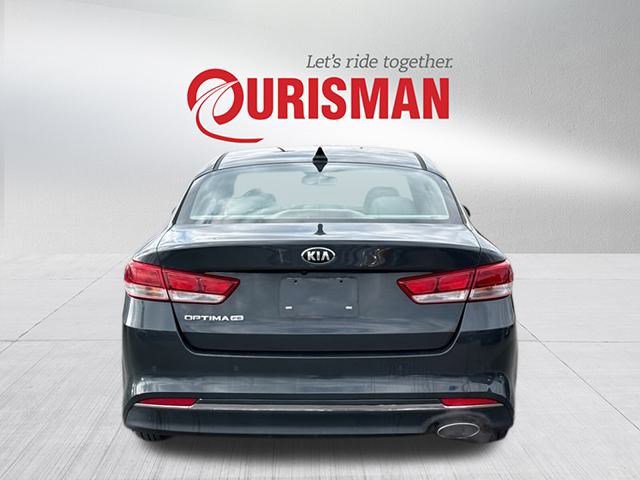 Used 2016 Kia Optima LX w/ LX Convenience Package image 3