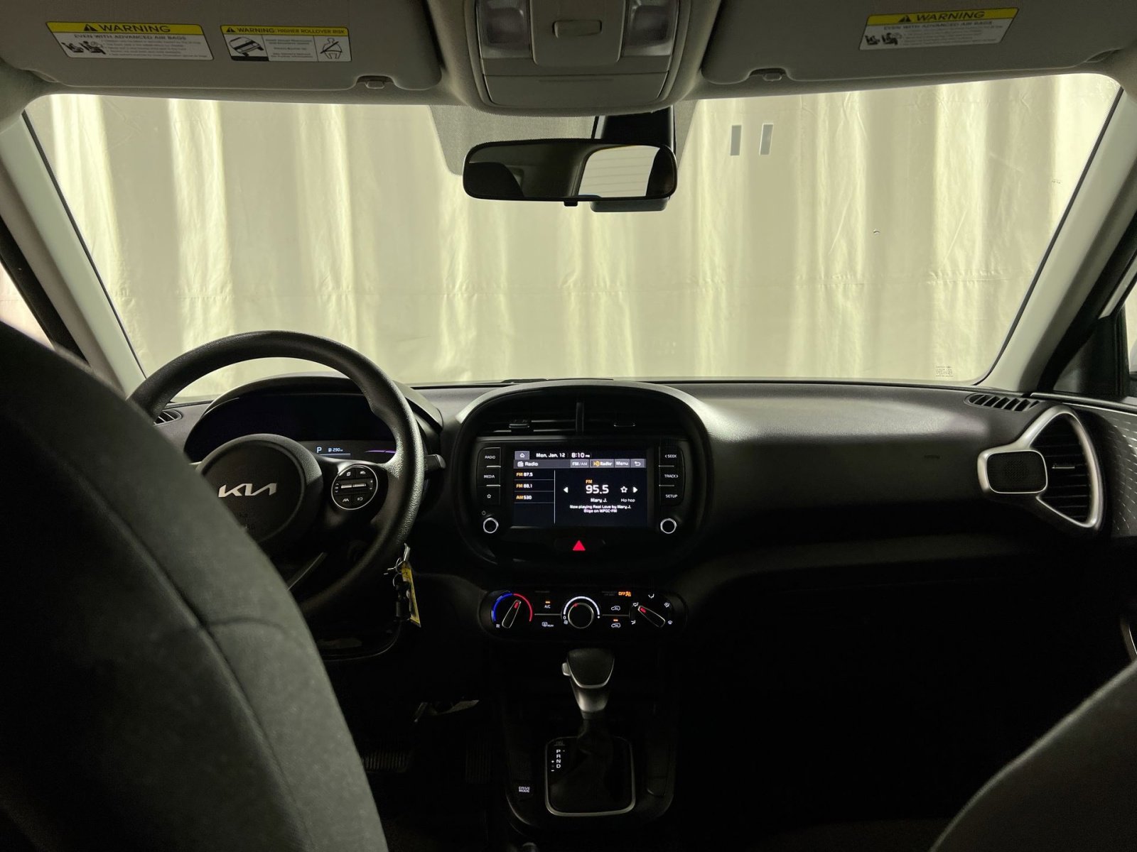 Used 2024 Kia Soul LX w/ Option Group 015 image 17