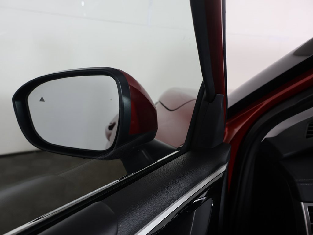 Used 2024 Mitsubishi Outlander SE Black Edition image 37