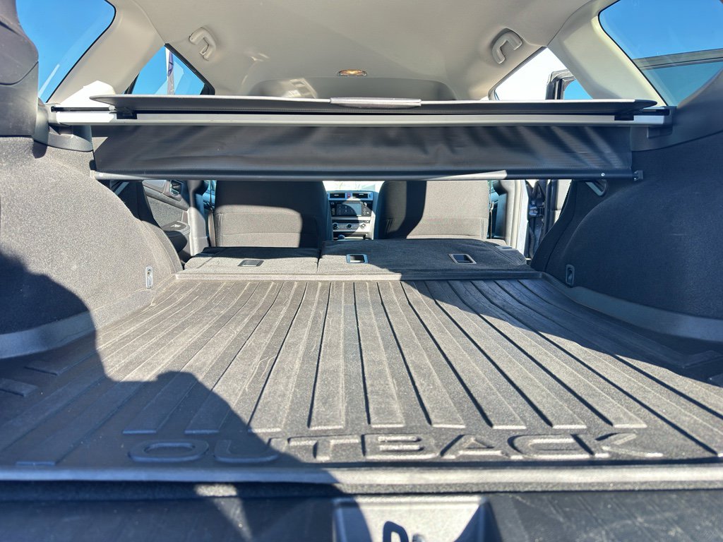 Used 2017 Subaru Outback 2.5i Premium image 34