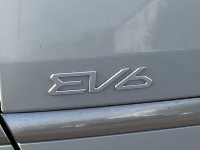 Used 2023 Kia EV6 Wind w/ Wind Technology Package AWD/4WD image 9
