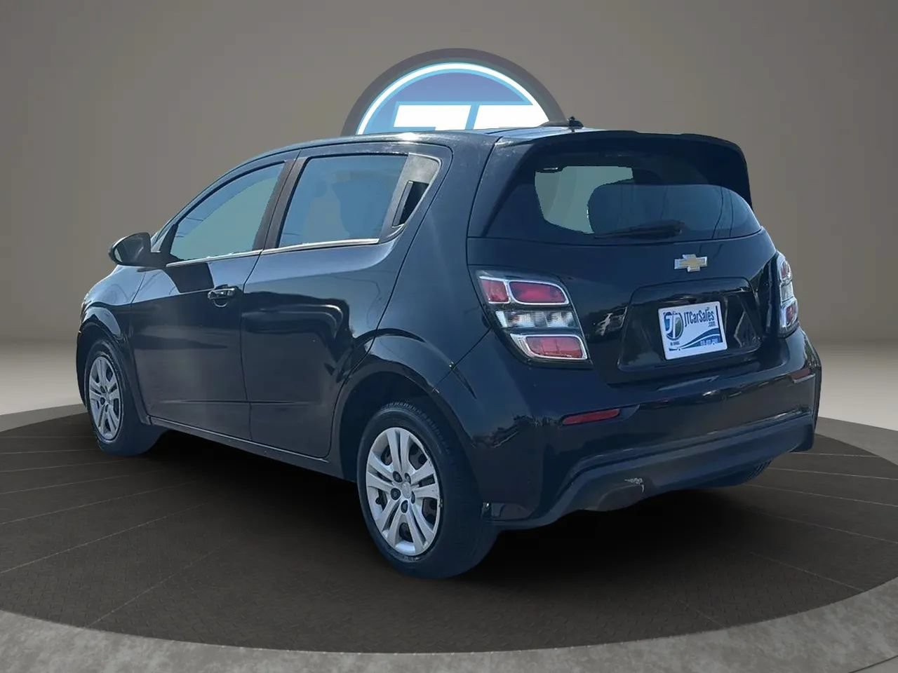 Used 2020 Chevrolet Sonic LT FWD image 15