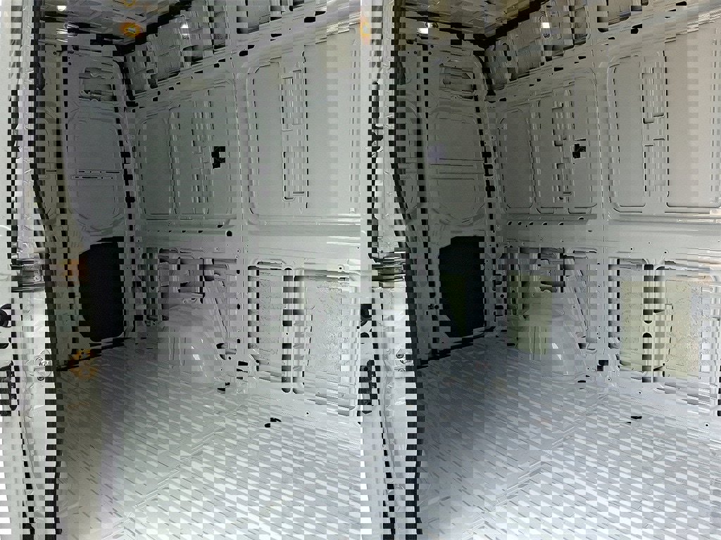 New 2025 Mercedes-Benz Sprinter 2500 image 6