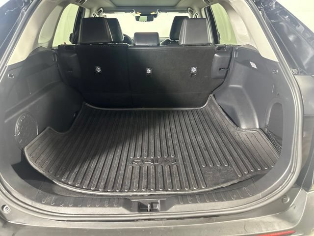 Used 2021 Toyota RAV4 Limited AWD/4WD image 11