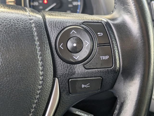 Used 2018 Toyota RAV4 XLE image 19