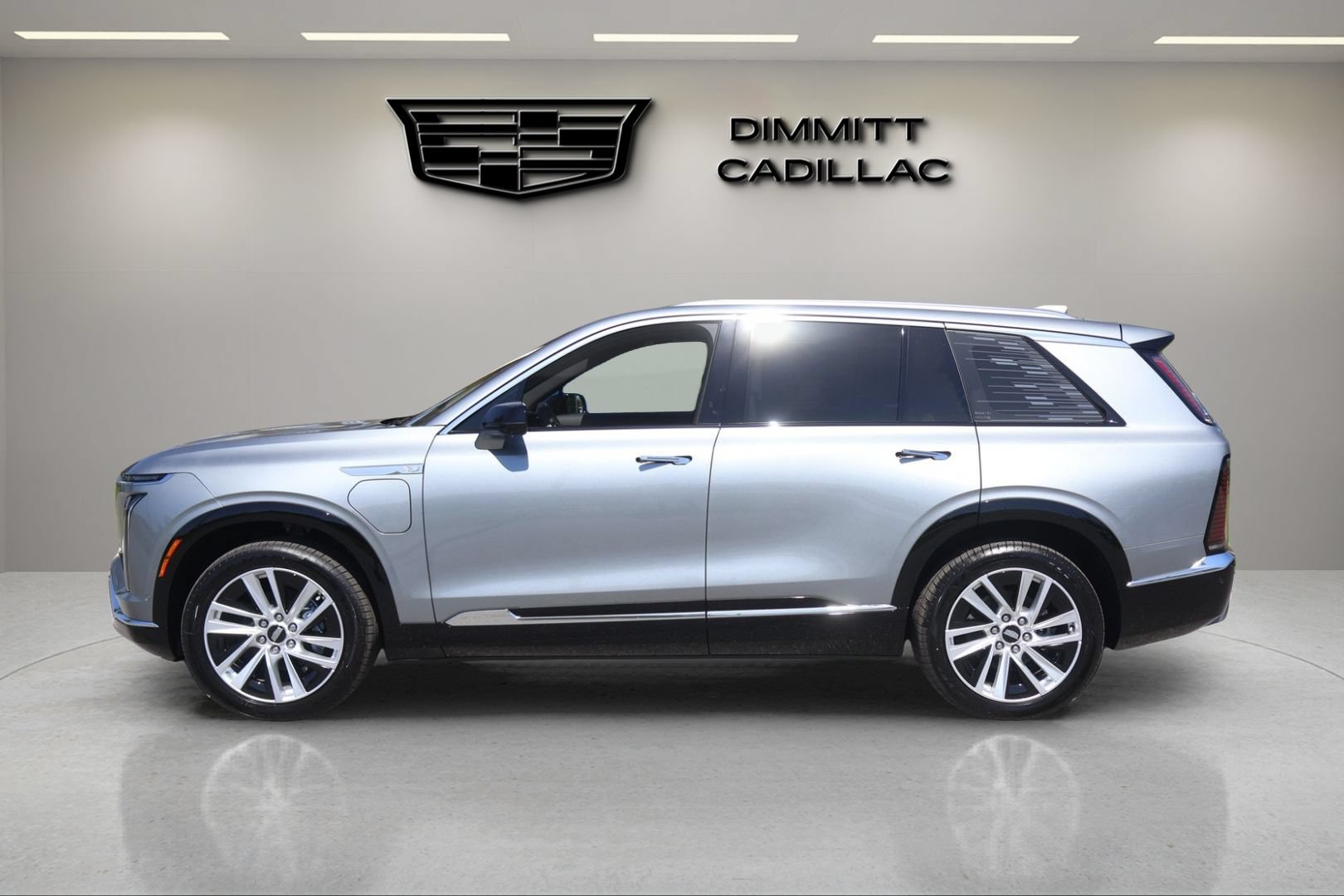 New 2026 Cadillac Vistiq Luxury AWD/4WD image 2