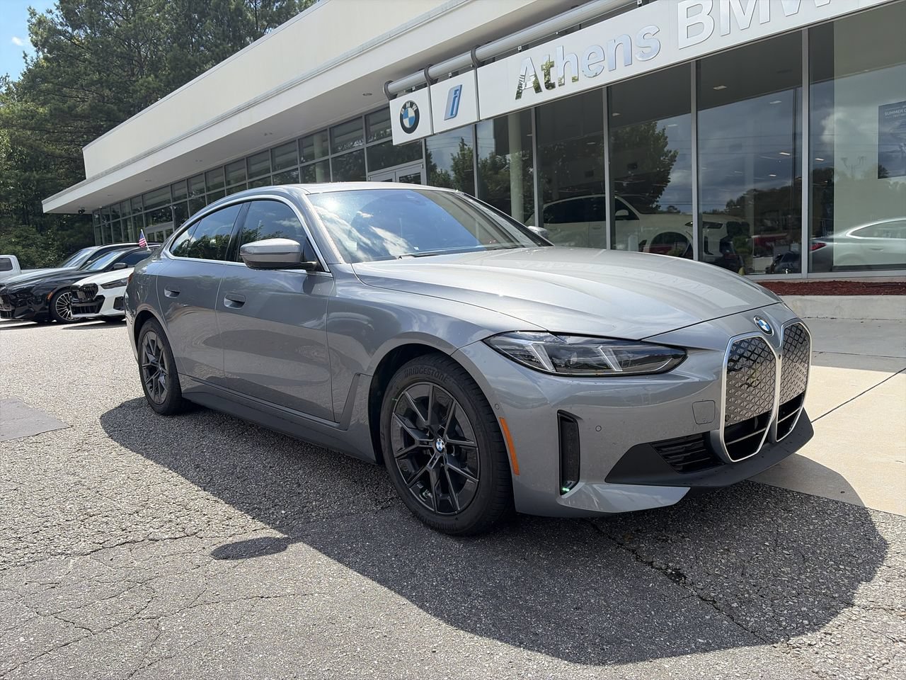 Used 2026 BMW i4 eDrive40 w/ Premium Package RWD image 2