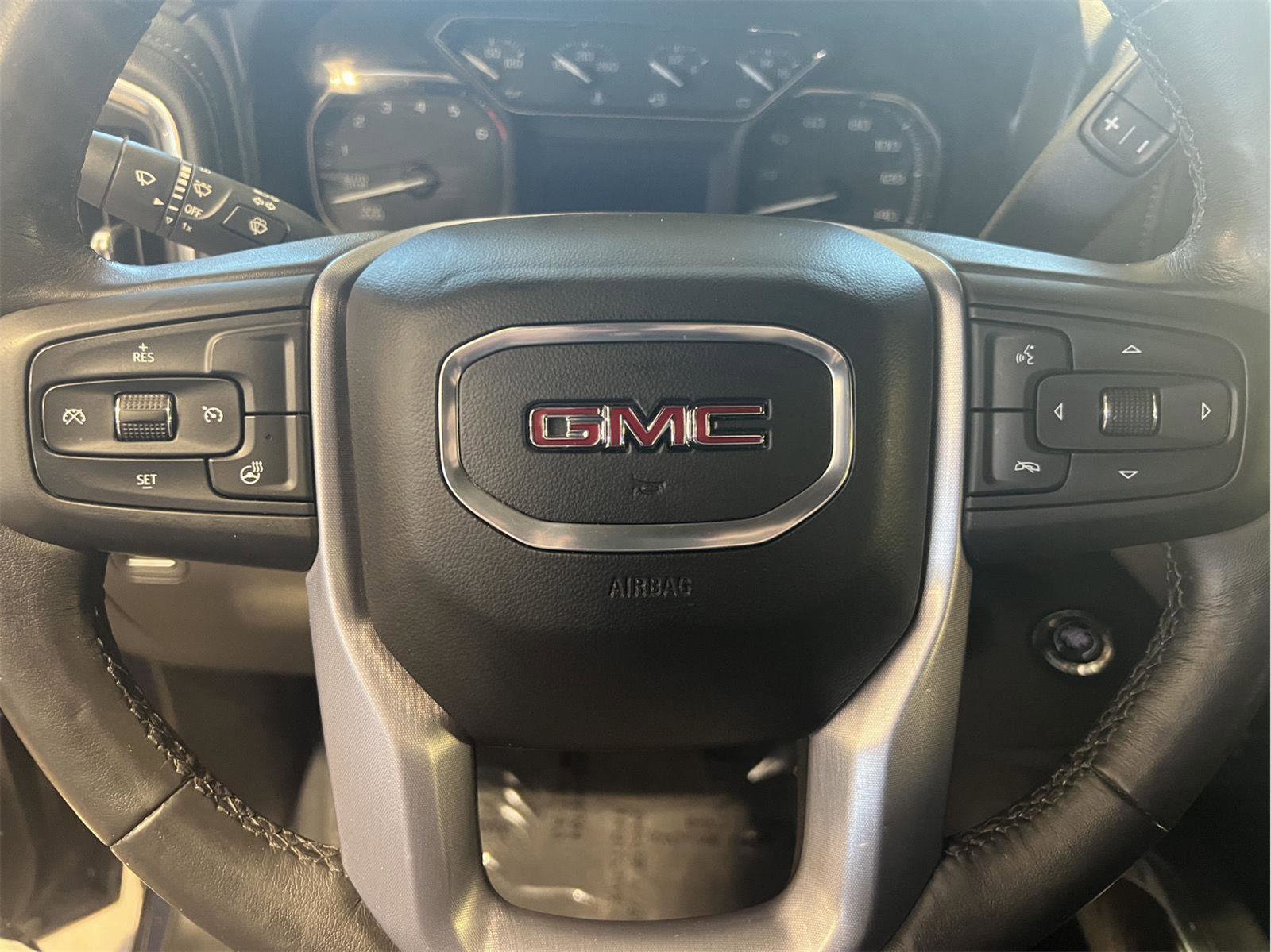 Used 2019 GMC Sierra 1500 SLT image 25