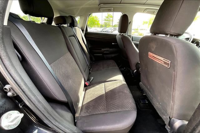 Used 2013 Mitsubishi Outlander Sport SE AWD/4WD image 27