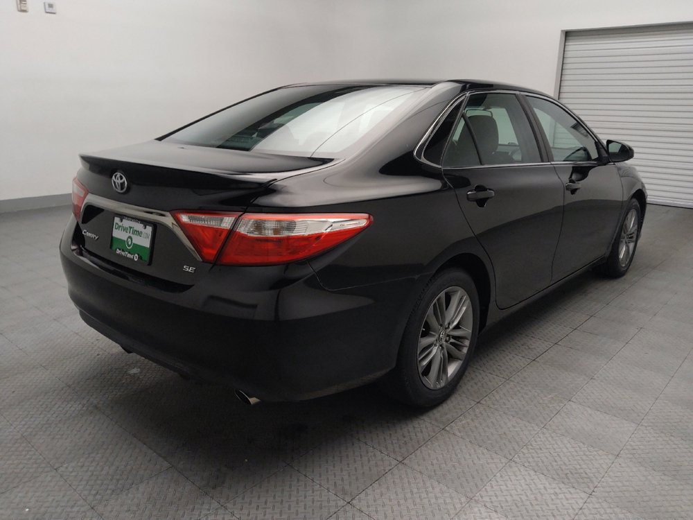 Used 2016 Toyota Camry SE image 10
