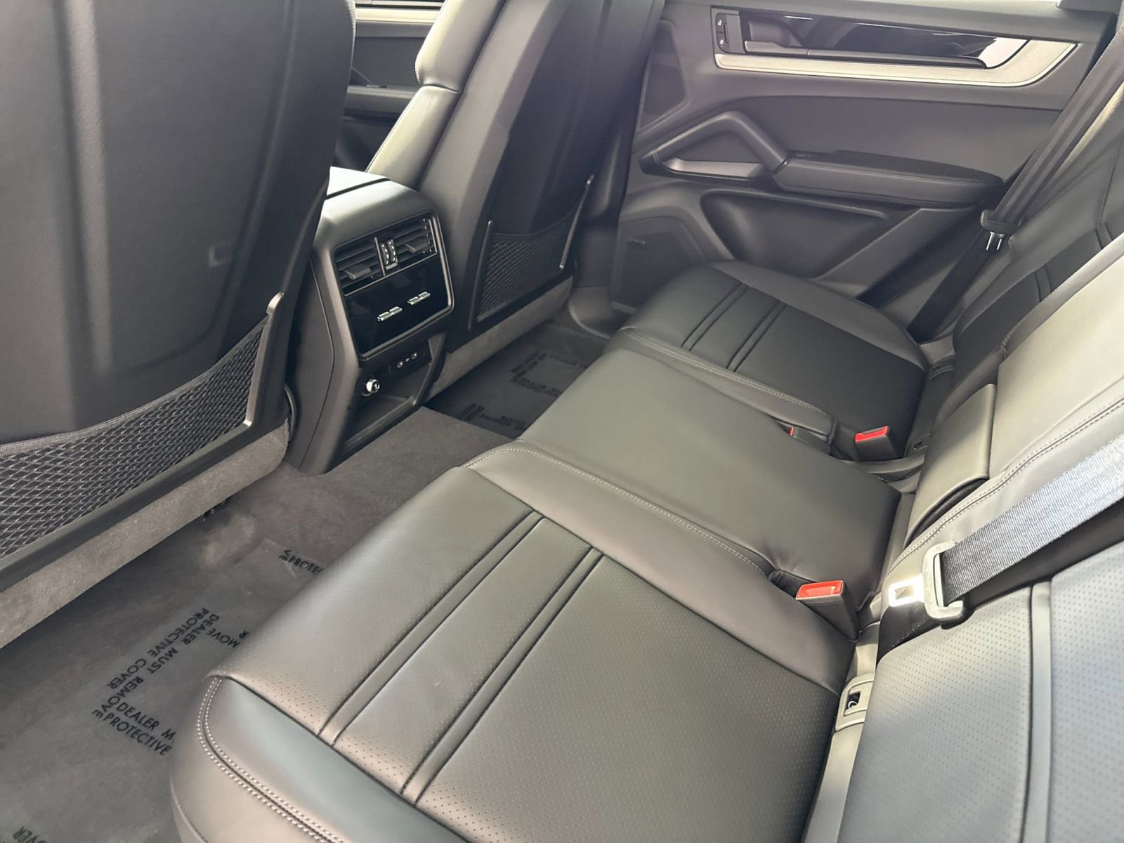 New 2026 Porsche Cayenne image 14