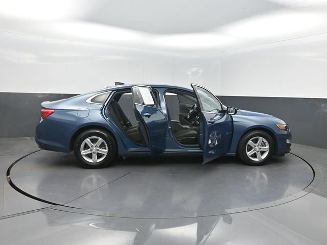 Used 2024 Chevrolet Malibu LS FWD image 34