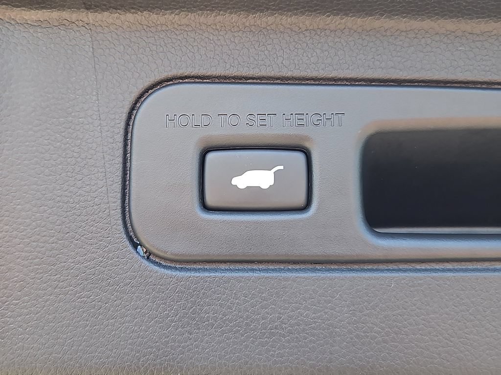 Used 2023 Honda Pilot Elite image 24