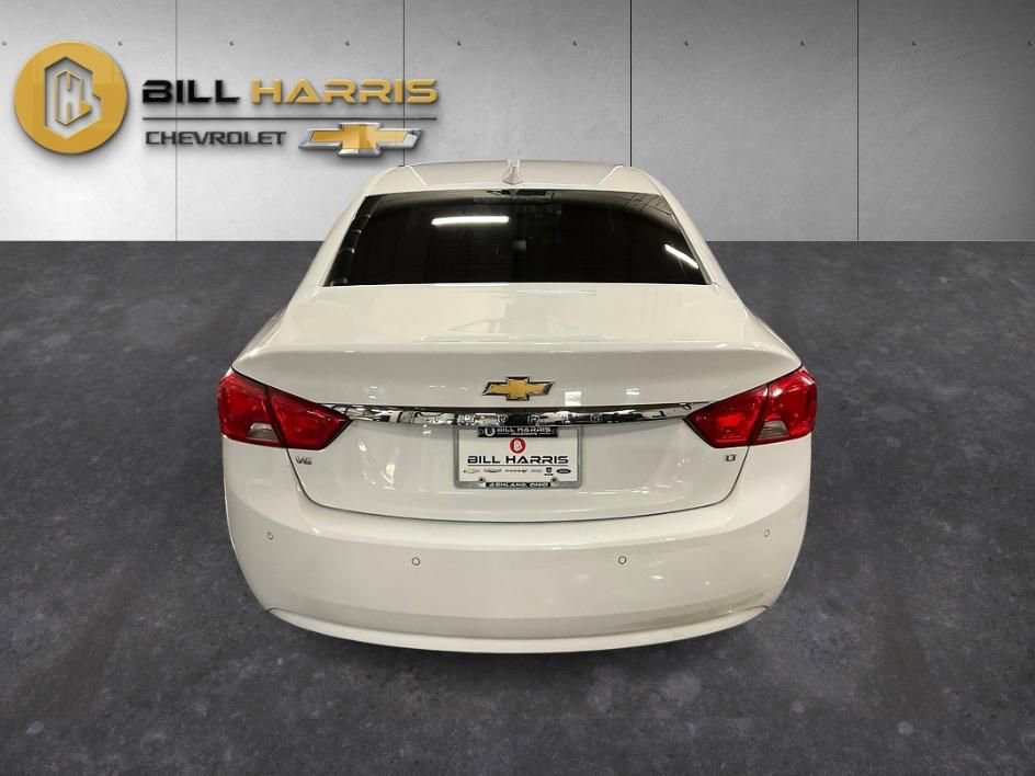 Used 2015 Chevrolet Impala LT w/ Convenience Package image 11