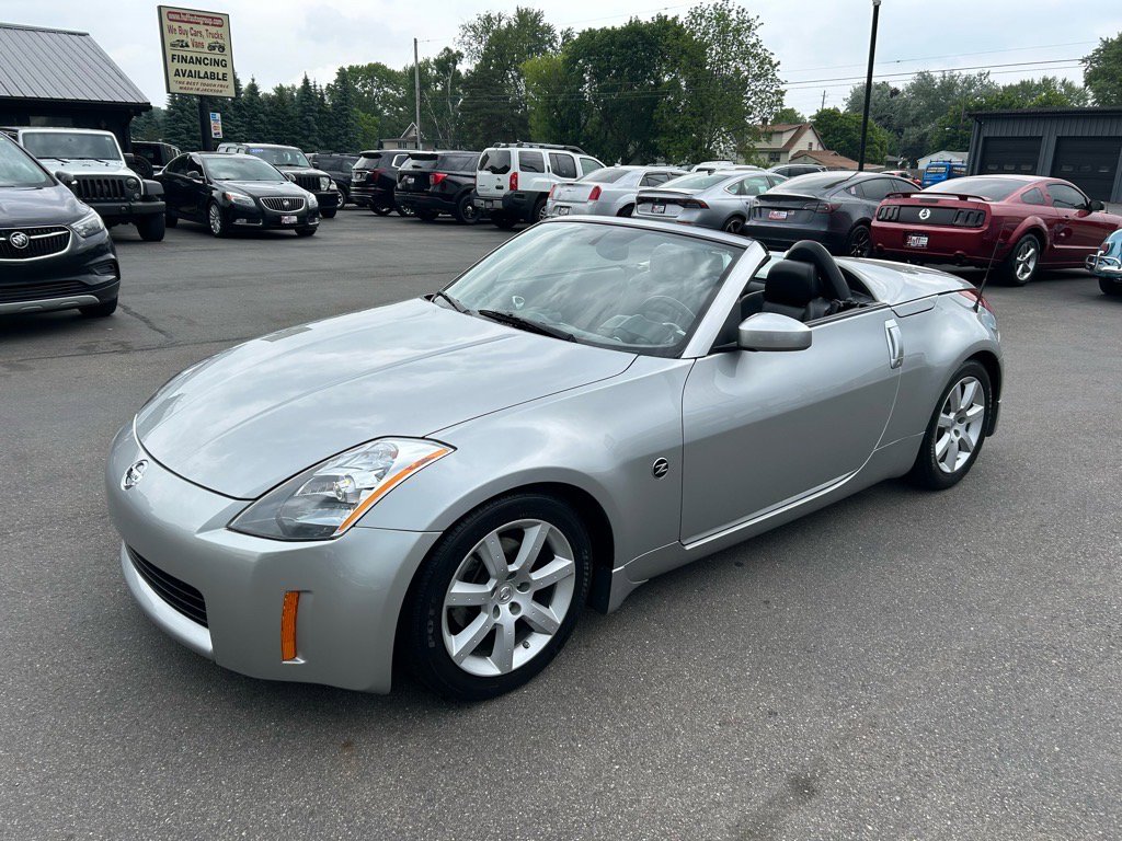 Used 2005 Nissan 350Z Touring image 5