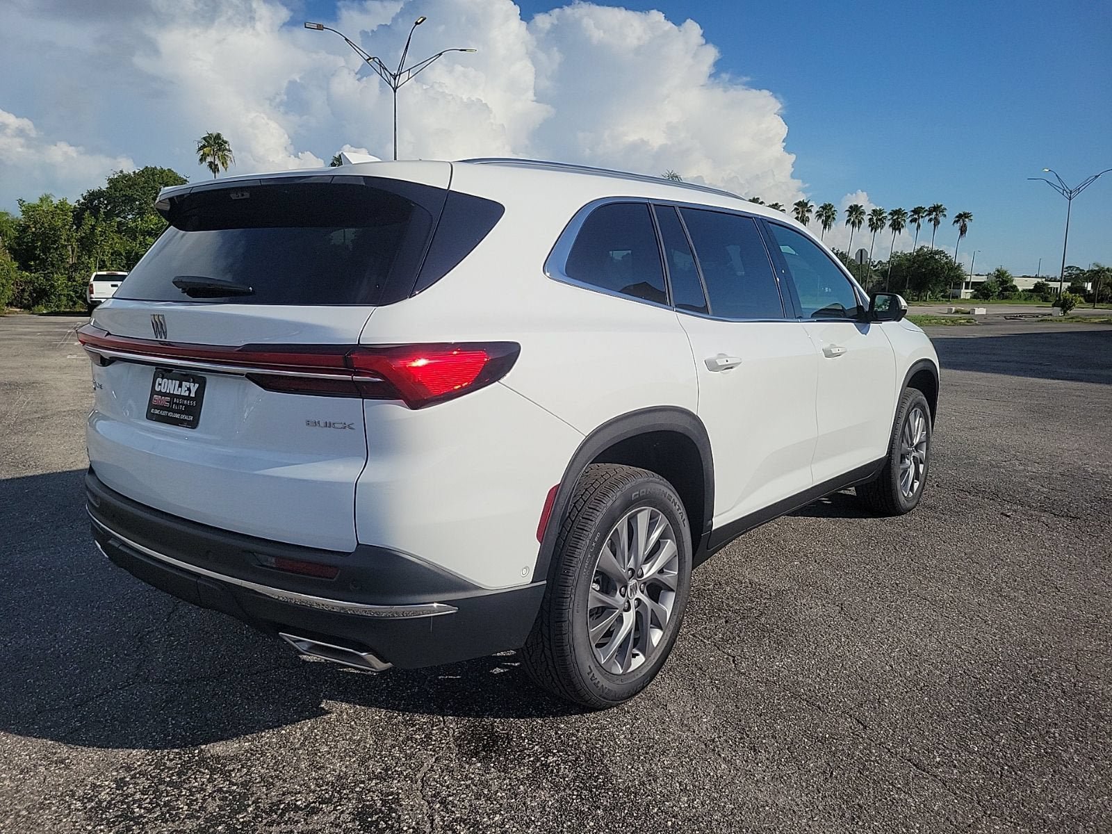 New 2026 Buick Enclave Preferred w/ Super Cruise Package AWD/4WD image 5