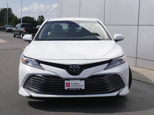 Certified 2018 Toyota Camry XLE FWD image 7