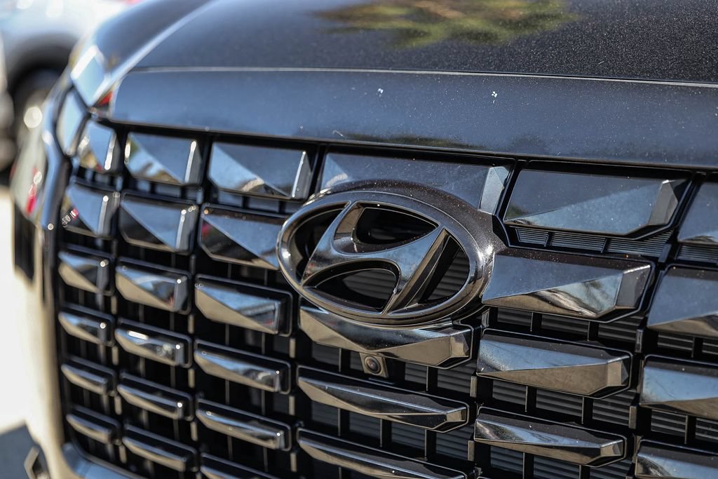 Certified 2025 Hyundai Palisade Calligraphy AWD/4WD image 11
