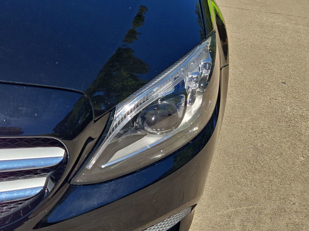 Used 2021 Mercedes-Benz C 300 4MATIC Sedan image 10