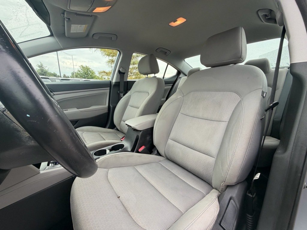 Used 2017 Hyundai Elantra SE w/ SE A/T Tech Package 03 FWD image 10